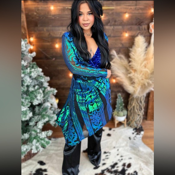 TURQUOISE BLUE & GREEN SEQUINS ON BLACK MESH LIMITED EDITION LONG DUSTER - Picture 6 of 7